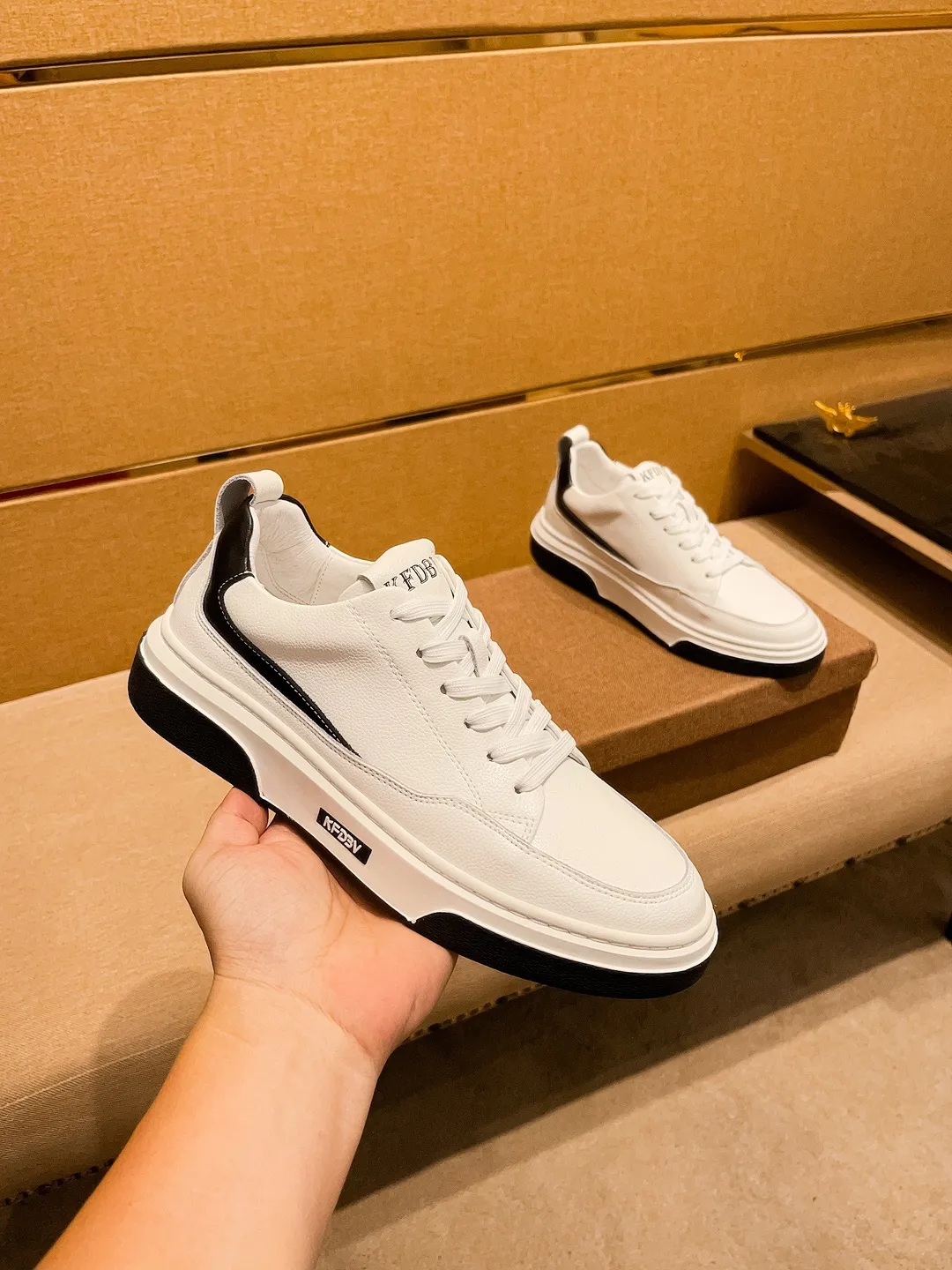 Men's shoes 💰 420💰【BV】🔥 High-end men's shoes brand official website 1:1 latest masterpiece: the upper is made of Italian imported first-layer cowhide with a comfortable and breathable lining➕original non-slip and wear-resistant outsole🔥, making walking more convenient and comfortable! An exclusive new model, a stunning work, a beautiful 1:1 replica [color] compared to the official quality! Create a fashionable personality to set off your uniqueness! A must-have for trendy men! Classic🔥Size: 38-44 Color: 🔥Multiple colors available🔥.